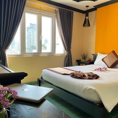 Ipeace Hotel Thành Pho Ho Chí Minh Esterno foto
