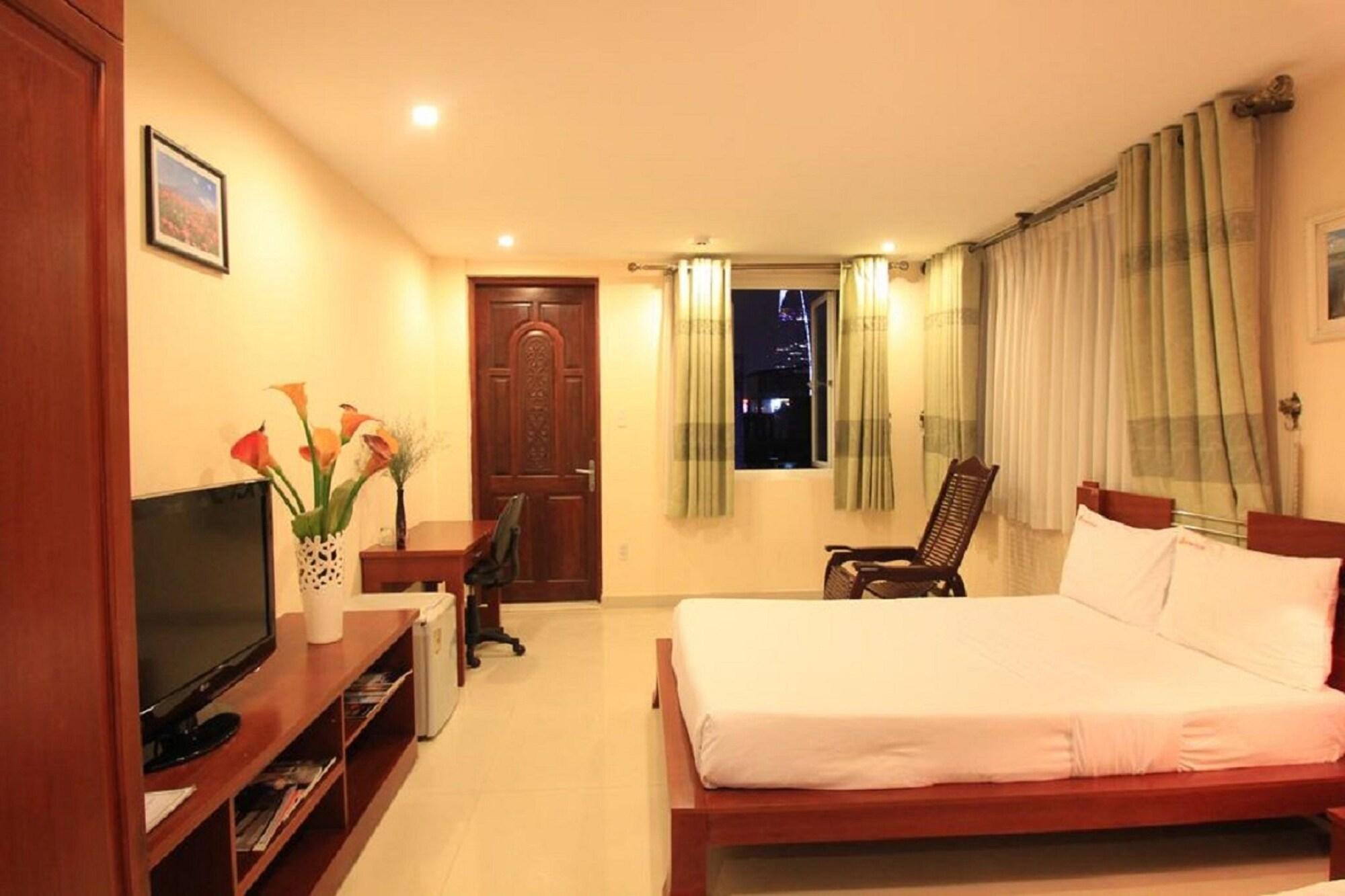 Ipeace Hotel Thành Pho Ho Chí Minh Esterno foto