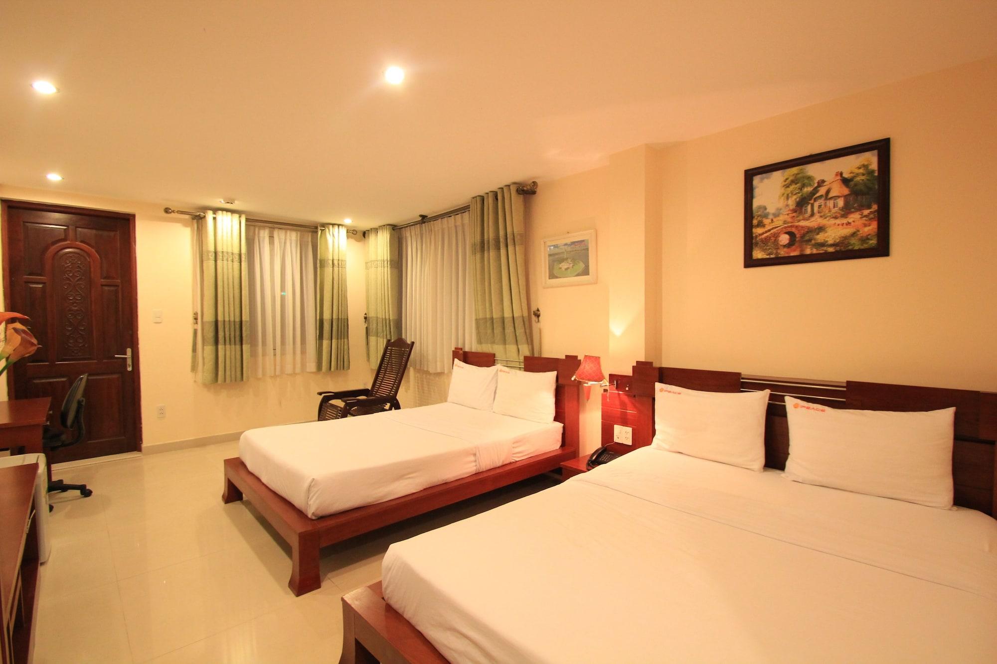 Ipeace Hotel Thành Pho Ho Chí Minh Esterno foto