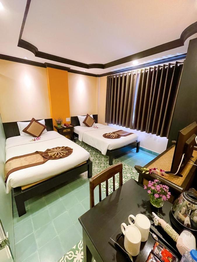 Ipeace Hotel Thành Pho Ho Chí Minh Esterno foto