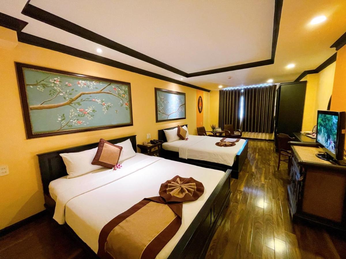 Ipeace Hotel Thành Pho Ho Chí Minh Esterno foto