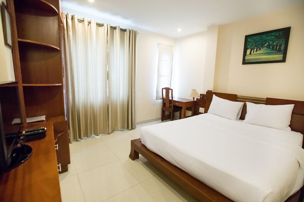 Ipeace Hotel Thành Pho Ho Chí Minh Esterno foto