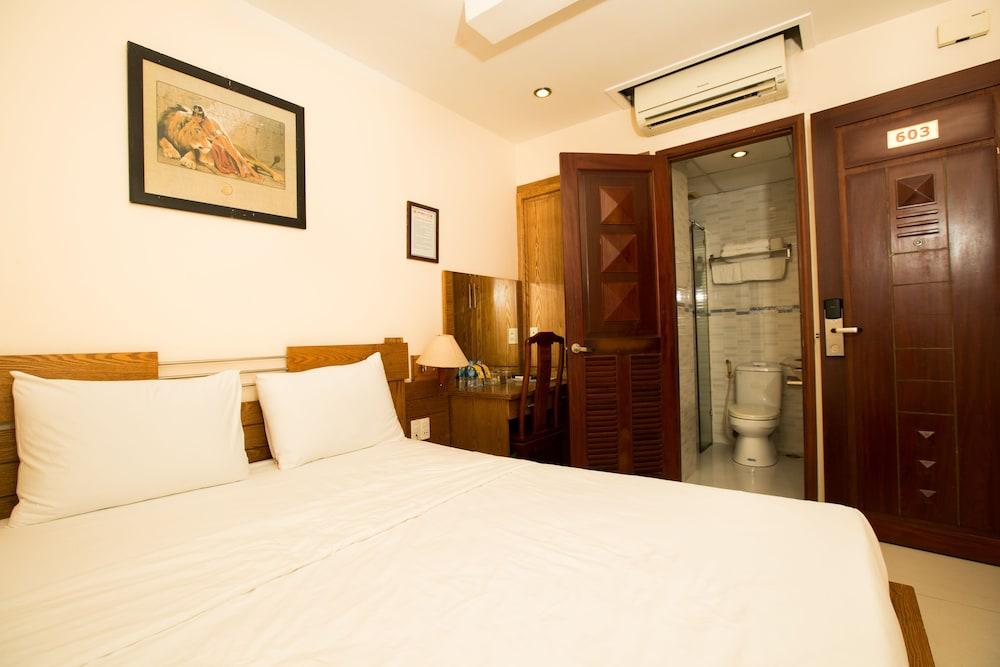 Ipeace Hotel Thành Pho Ho Chí Minh Esterno foto