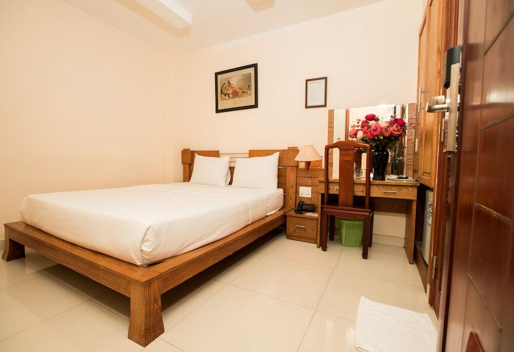 Ipeace Hotel Thành Pho Ho Chí Minh Esterno foto