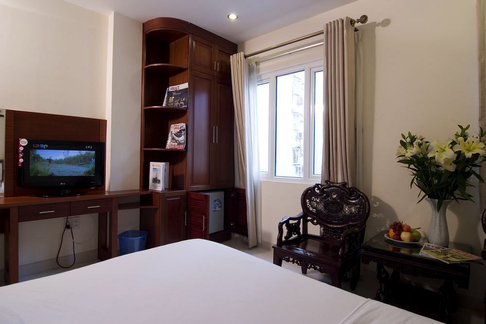 Ipeace Hotel Thành Pho Ho Chí Minh Esterno foto