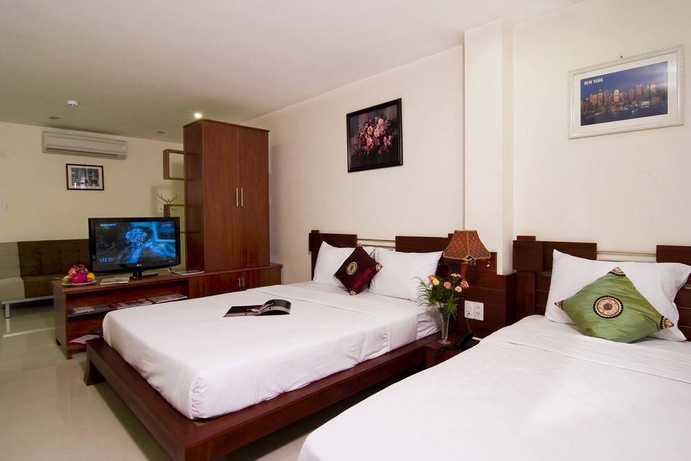 Ipeace Hotel Thành Pho Ho Chí Minh Esterno foto