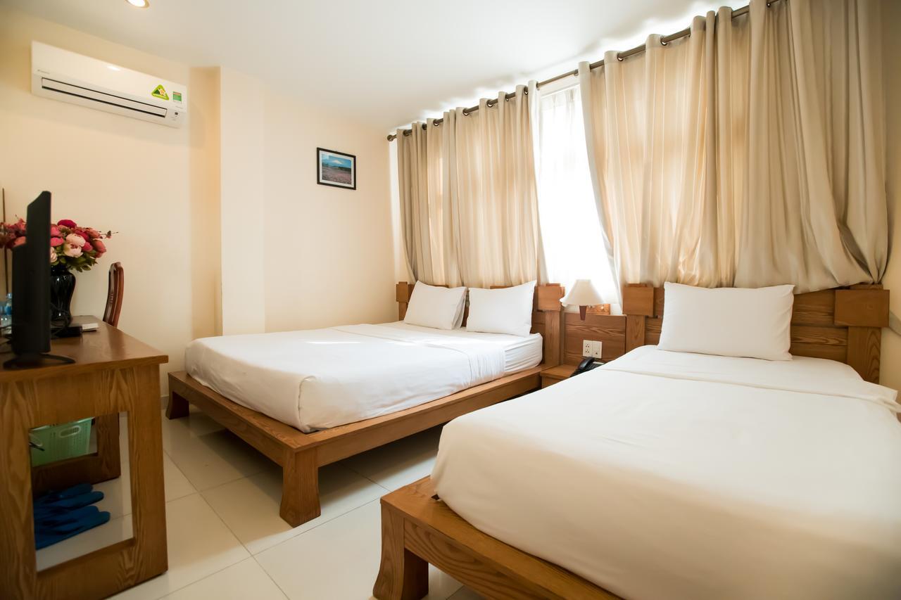 Ipeace Hotel Thành Pho Ho Chí Minh Esterno foto