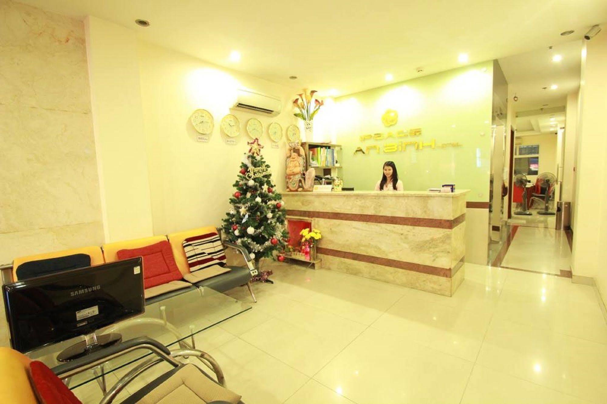 Ipeace Hotel Thành Pho Ho Chí Minh Esterno foto