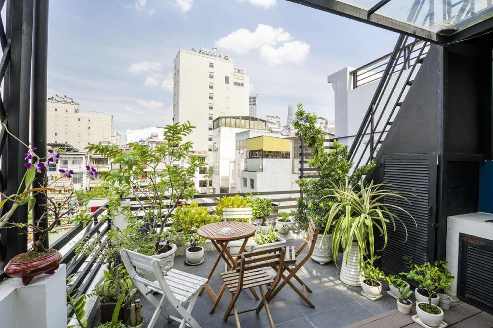 Ipeace Hotel Thành Pho Ho Chí Minh Esterno foto